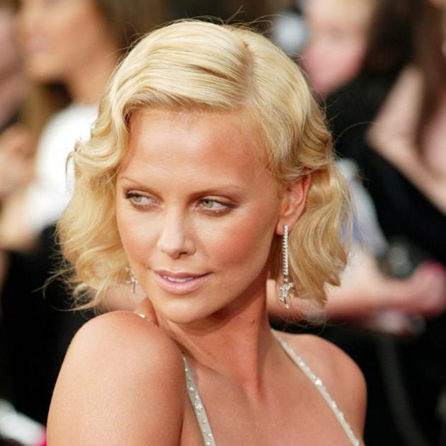 5 | 2004_charlize