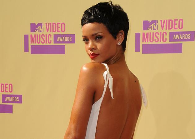 MTV VMA 2012: Όλες οι εμφανίσεις από το κόκκινο χαλί!Ψήφισε την πιο καλοντυμένη!
