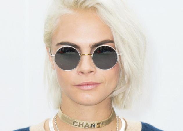 Oh no! Όσο εμείς κάναμε Πάσχα η Cara Delevingne… έκανε αυτό στα μαλλιά της!