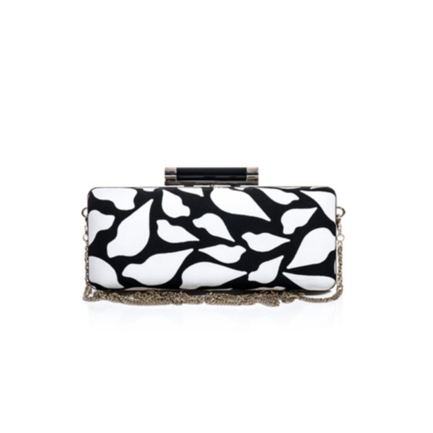 8 | Clutch Diane Von Furstenberg