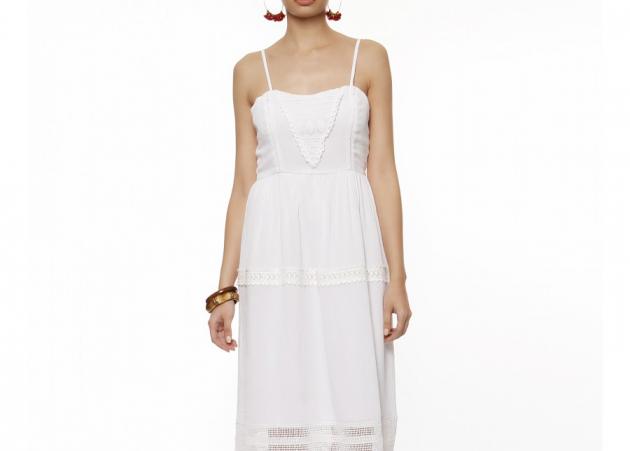 Λευκό φόρεμα: Απόκτησε το must-have του καλοκαιριού!