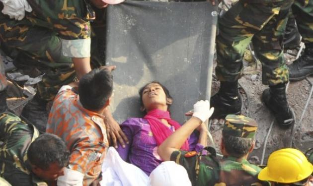 Ζωντανή μετά από 17 ημέρες! Θαύμα στο Μπαγκλαντές