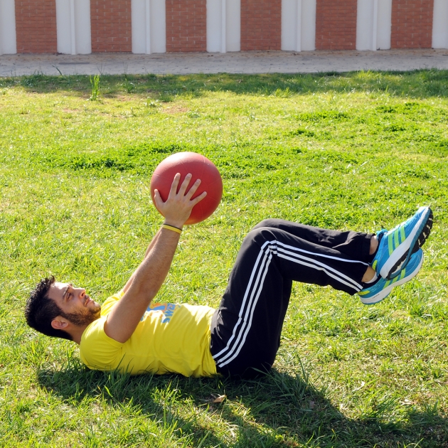 4 | Πλάγιοι κοιλιακοί με medicine ball Μέρος Πρώτο