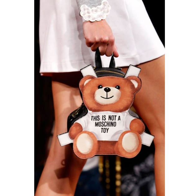 15 | Moschino