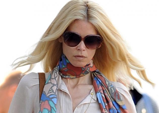 Το αψεγάδιαστο street style της Claudia Schiffer