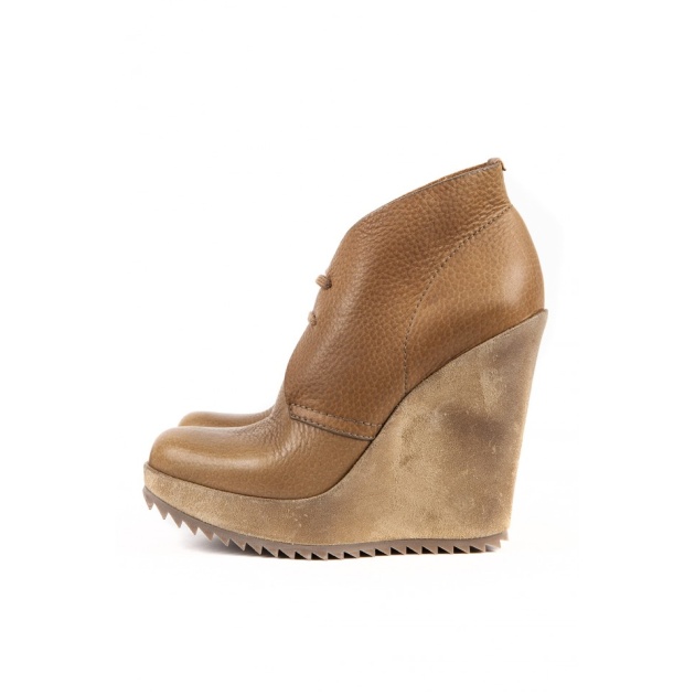 20 | Ankle boots Fratelli Karida € 395