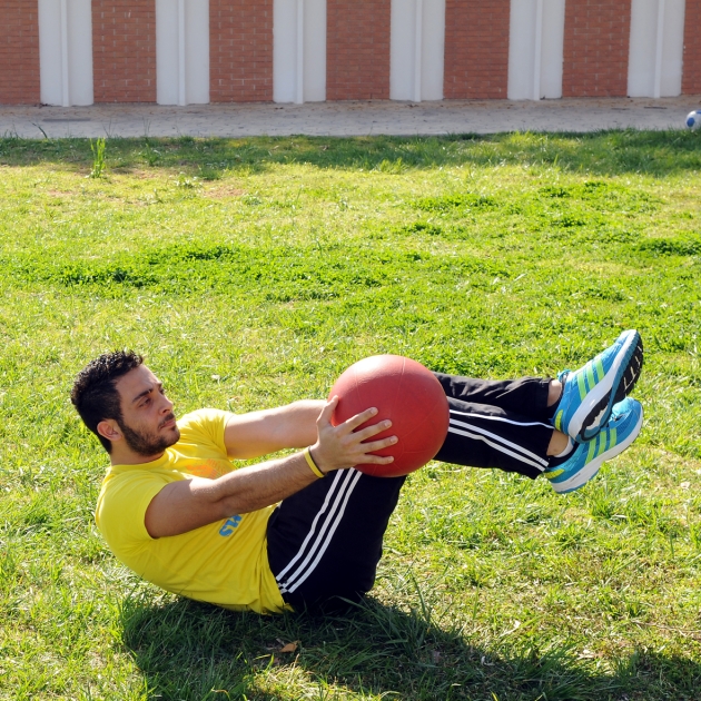 6 | Πλάγιοι κοιλιακοί με medicine ball Μέρος Τρίτο