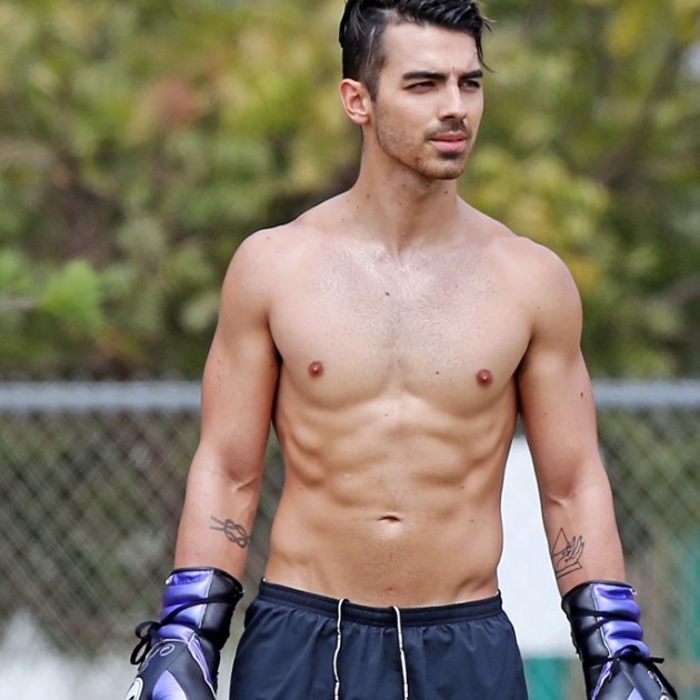 6 | Joe Jonas