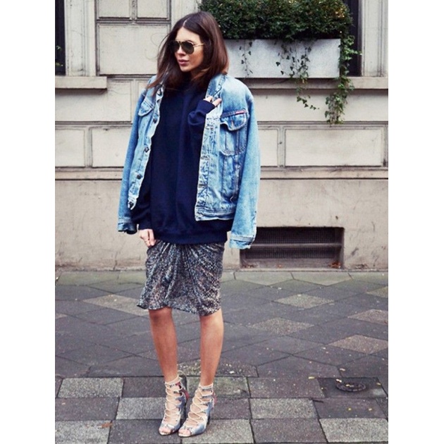 6 | To denim jacket του