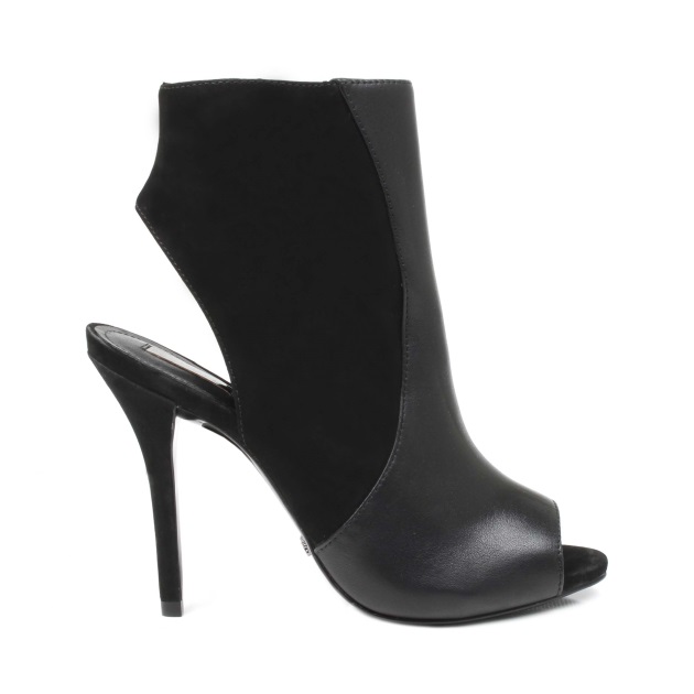 3 | Ankle boots Schutz