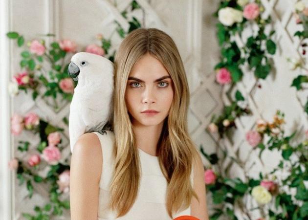 H νέα καμπάνια της Mulberry με πρωταγωνίστρια την Cara Delevingne!