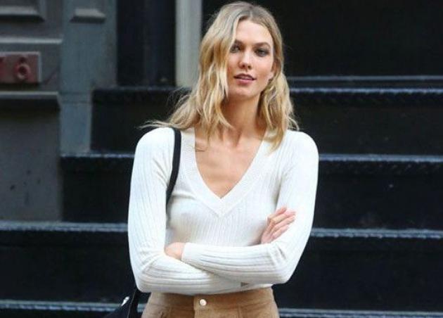 Δες που θα βρεις τη φούστα της Karlie Kloss!