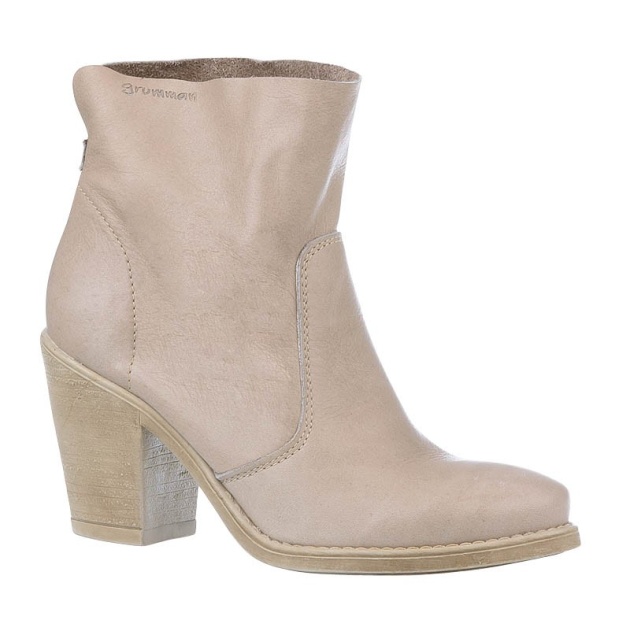 11 | Booties Sante