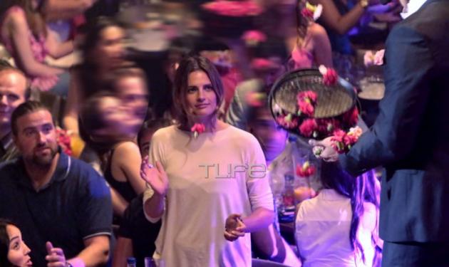 Stana Katic: Χορός και λουλουδοπόλεμος στα μπουζούκια για την πρωταγωνίστρια του “Castle”!
