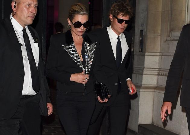 Οι διάσημες σε fashion party. Δες τα εντυπωσιακά looks!