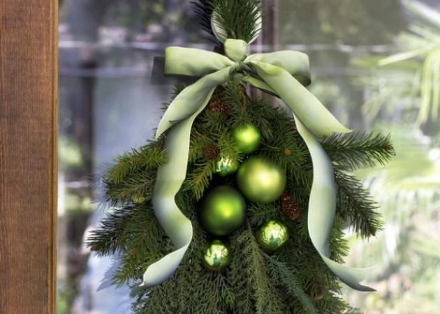 Χριστουγεννιάτικη διακόσμηση: Ιδέες για το μπαλκόνι και τους εξωτερικούς χώρους! | tlife.gr