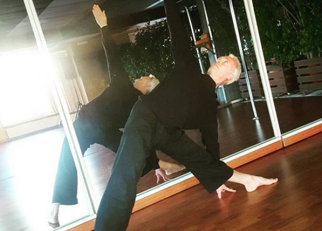 Αντώνης Φραγκάκης: Είναι yogi και το απολαμβάνει!