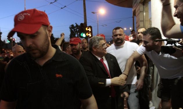 Χρυσή Αυγή: “Δεν είμαστε νεοναζί… Είμαστε Έλληνες εθνικιστές”