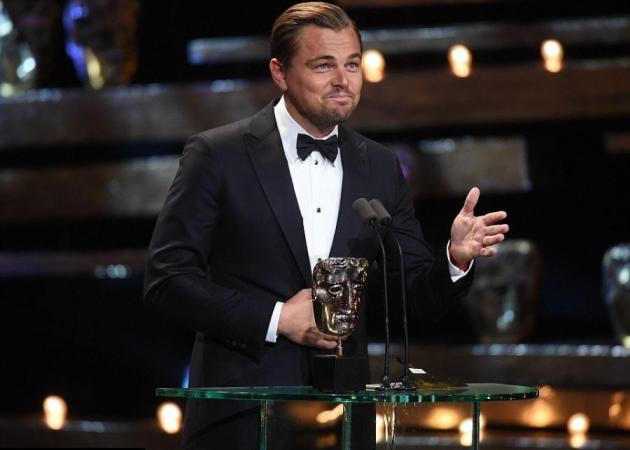 BAFTA 2016: Μια ανάσα από το Oscar ο Leonardo Di Caprio – Τα πέντε βραβεία και η συγκίνηση στη σκηνή