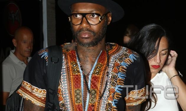 Djibril Cisse: Με τη νέα του σύντροφο παίζει μουσική σε Αθηναϊκό  club!