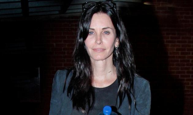 Courtney Cox: Στα 48 δίχως ίχνος μακιγιάζ, πιο εντυπωσιακή από ποτέ!