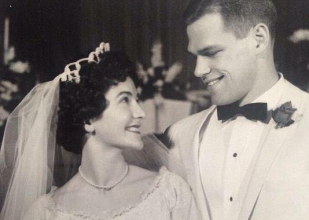 Πήρε φωτιά το ίντερνετ! Η γαμήλια φωτογραφία του 1961 και ο Matt Damon!