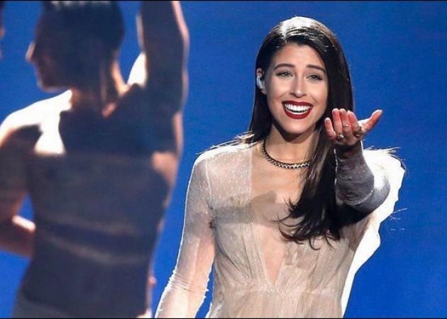 Eurovision 2017: H στιγμή που η Demy φέυγει από το ξενοδοχείο για το στάδιο! Video