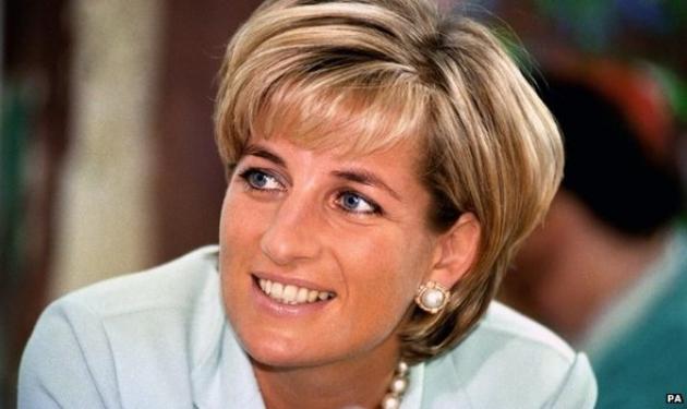 Diana: Έδινε πληροφορίες του παλατιού για να πάρει τον τύπο με το μέρος της όταν ήταν σε διάσταση με τον Κάρολο!