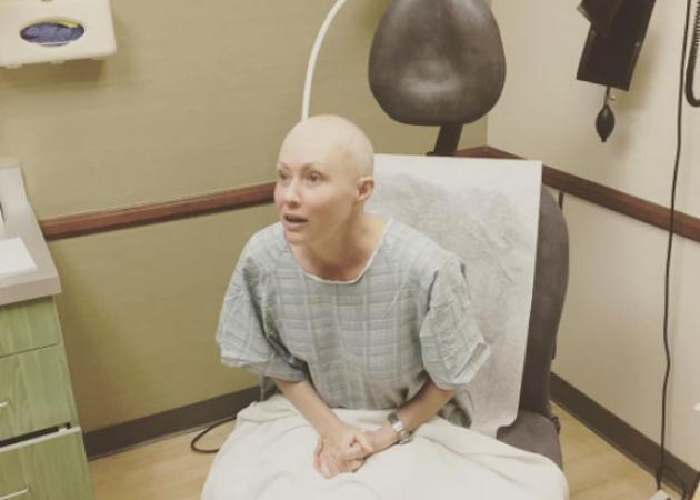 Shannen Doherty: Συγκλονιστικό video μέσα από το νοσοκομείο την ώρα της θεραπείας της για τον καρκίνο