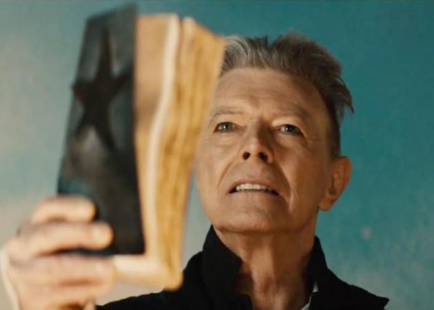 Οι Έλληνες καλλιτέχνες τίμησαν τη μνήμη του David Bowie