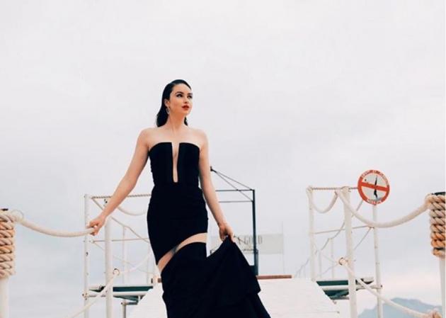 Oι επώνυμες επιλέγουν Celia Kritharioti Haute Couture