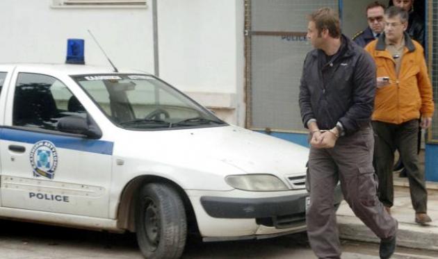 Άγριος τσακωμός Γκλέτσου με Λυριτζή- Οικονόμου στον αέρα | tlife.gr Άγριος τσακωμός Γκλέτσου με Λυριτζή- Οικονόμου στον αέρα | tlife.gr