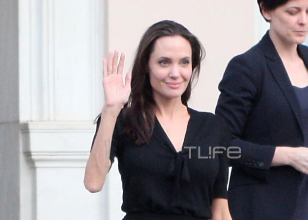 Ξέσπασε διάσημη ηθοποιός για την κριτική στην Jolie: “Το μόνο που έχουμε να κάνουμε είναι να σχολιάσουμε το σώμα της;”