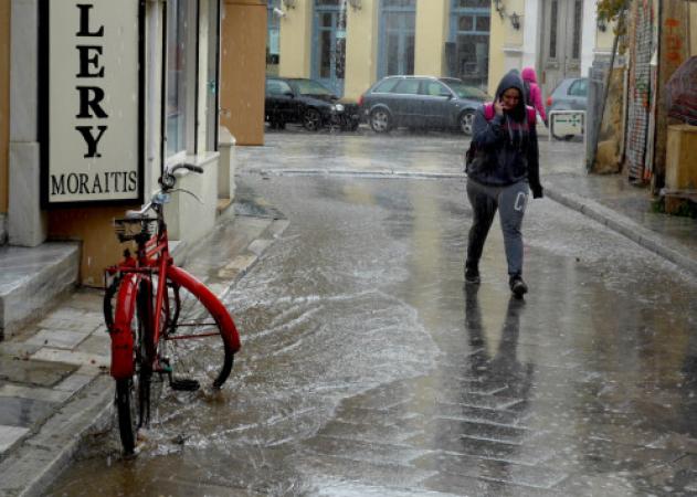 Καιρός Αγίου Πνεύματος: Χαλάει απότομα τις επόμενες ώρες! Η πρόγνωση για το τριήμερο