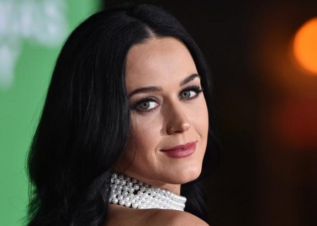 Η Katy Perry είναι και πάλι ξανθιά!