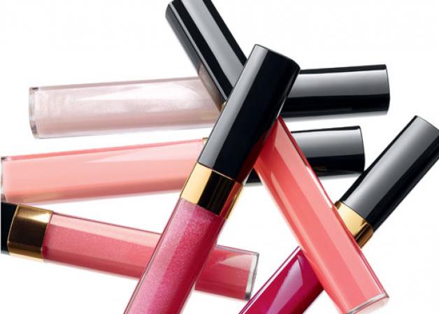 O οίκος Chanel αποσύρει τα lip gloss αλλά έρχεται ένα άλλο φοβερό προϊόν