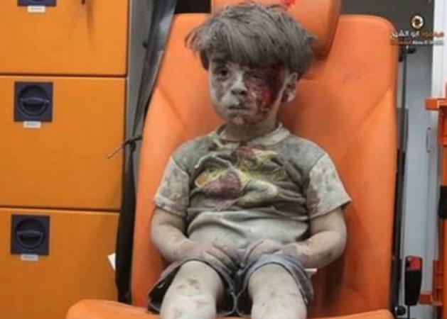 Πώς είναι σήμερα το αγόρι – σύμβολο των βομβαρδισμών στο Χαλέπι [vid]