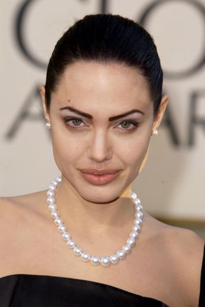 8 | Look-Back-Worst-Beauty-Looks-From-Golden-Globes
