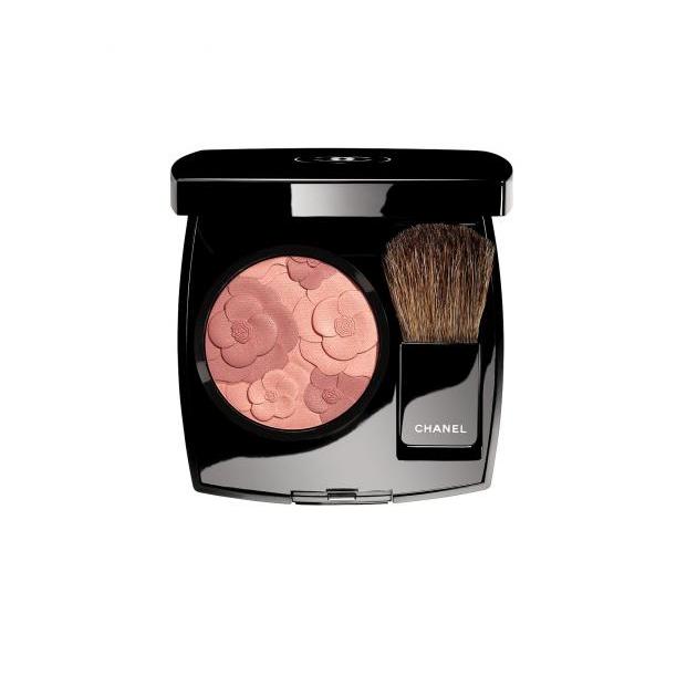 8 | Υγρό foundation σε συσκευασία compact