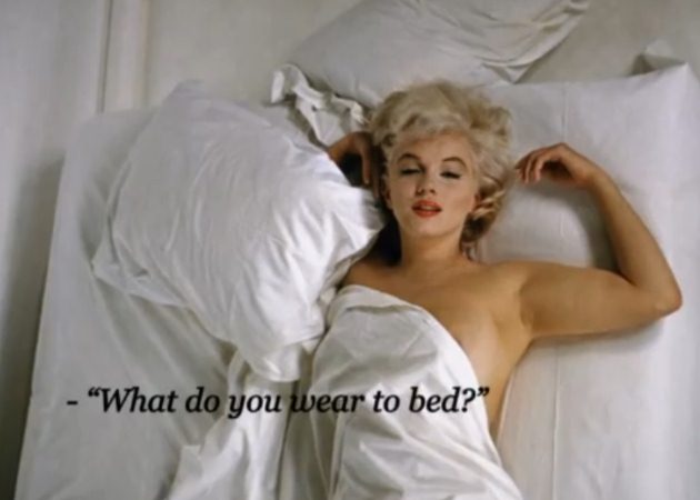 Για πρώτη φορά η γυμνή φωτογράφιση της Marilyn Monroe στο κρεβάτι φορώντας μόνο No5!