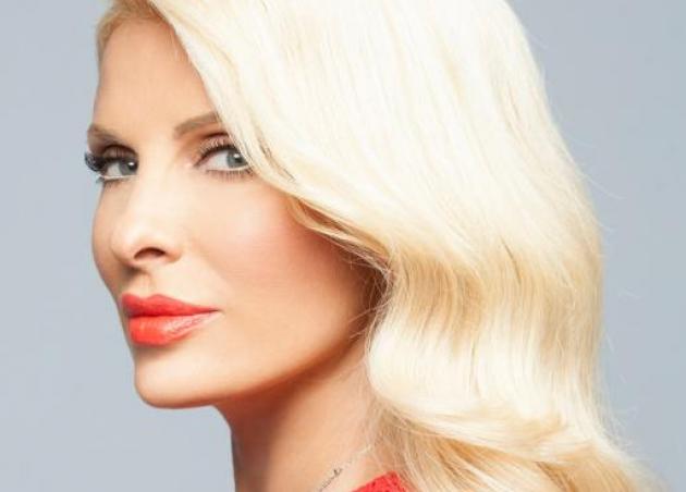 Ελένη Μενεγάκη: Κάνει μία τεράστια έκπληξη στις μαμάδες! Αυτό είναι το μήνυμά της…