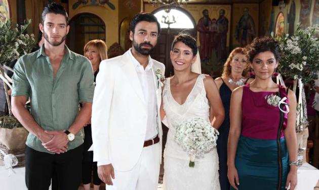 Συγκλονιστικό το αυριανό φινάλε του “Μπρούσκο”! Φωτό από τον γάμο του “Αχιλλέα” και της “Μελίνας”…