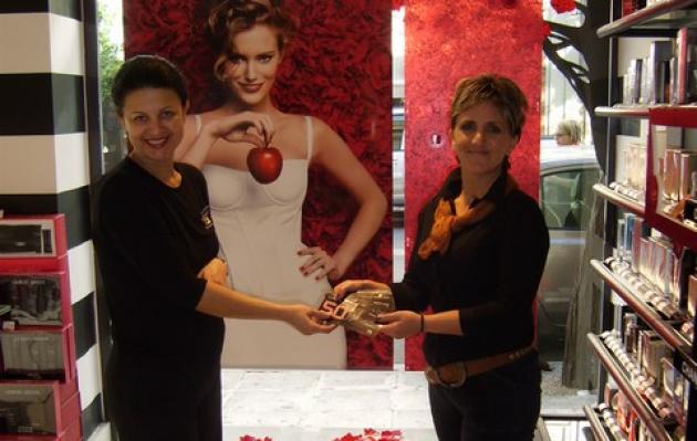 Η δεύτερη νικήτρια Sephora παραλαμβάνει τη δωροεπιταγή της!