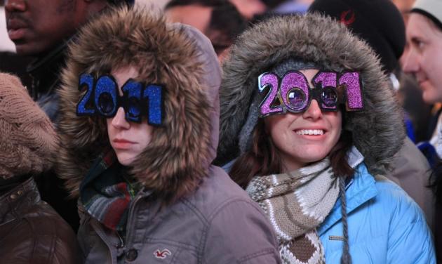 Όλος ο πλανήτης υποδέχθηκε το 2011! Δες βίντεο | tlife.gr Όλος ο πλανήτης υποδέχθηκε το 2011! Δες βίντεο | tlife.gr