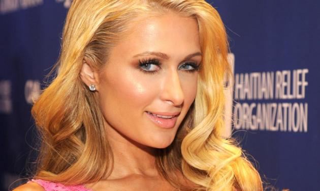 Paris Hilton: Δες πως ήταν μικρή η άτακτη κληρονόμος! Στην πισίνα φυσικά…