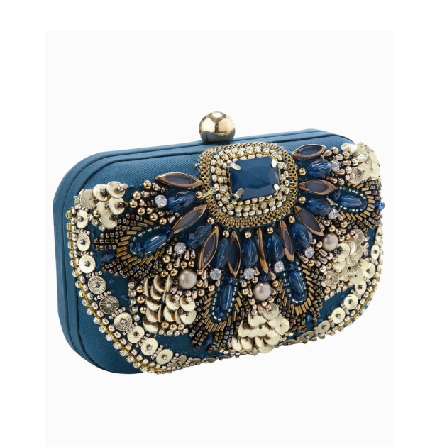 6 | Clutch Accessorize