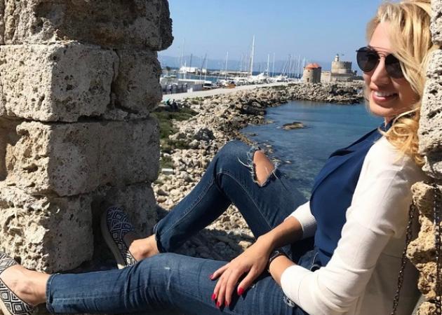 Κωνσταντίνα Σπυροπούλου: Επέστρεψε από τη Ρόδο αλλά το μυαλό της βρίσκεται εκεί! [pics]