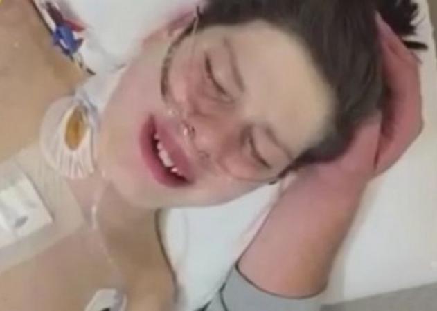 Συγκλονιστικό βίντεο! 15χρονος ξυπνά μετά από μεταμόσχευση καρδιάς