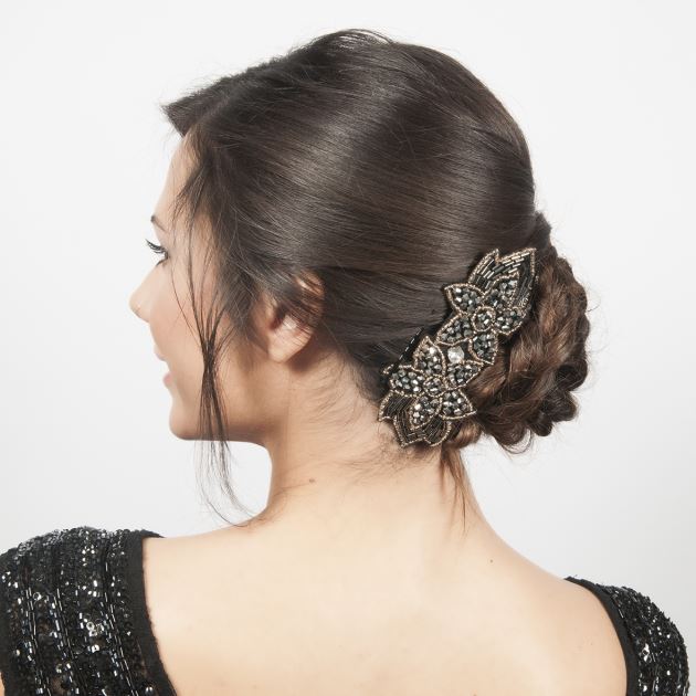 11 | Holiday Hair Countdown #1: Το glam σινιόν και πώς να το κάνεις!