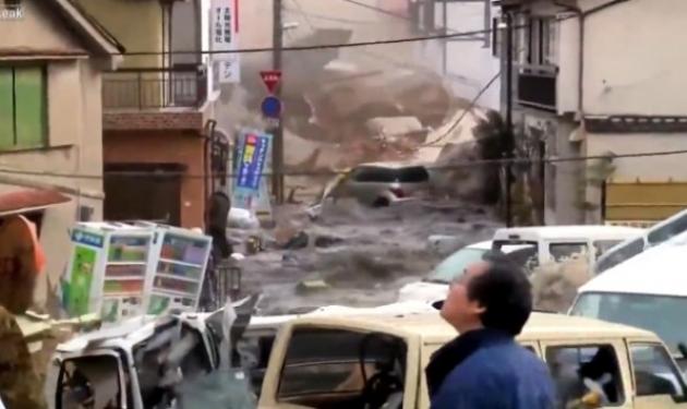 Συγκλονίζει το βίντεο από το φονικό τσουνάμι στην Ιαπωνία!
